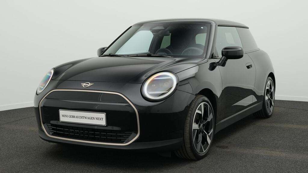 Mini Cooper E 7.208 km 29.468 &euro; München 80788