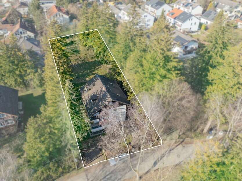 Haus zum Kaufen in Gröbenzell 1.100.000 € 176.85 m²