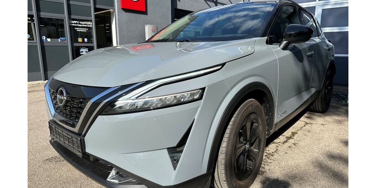 Nissan Qashqai 9.600 km 33.900 &euro; München 81549