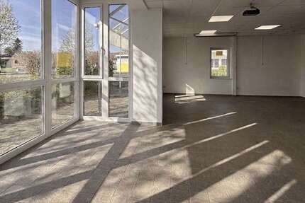 Gewerbeobjekt Holzkirchen - 389.000&euro; | Angebot:26852363