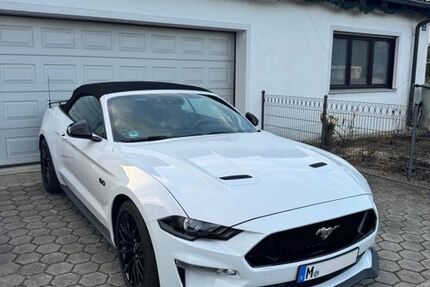 Ford Mustang 29.500 km 42.000 &euro; München 81675