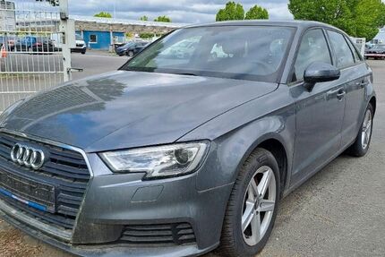 Audi A3 128.530 km 17.475 &euro; Kirchheim bei München 85551