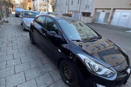 Hyundai i30 157.000 km 8.100 &euro; München 80809
