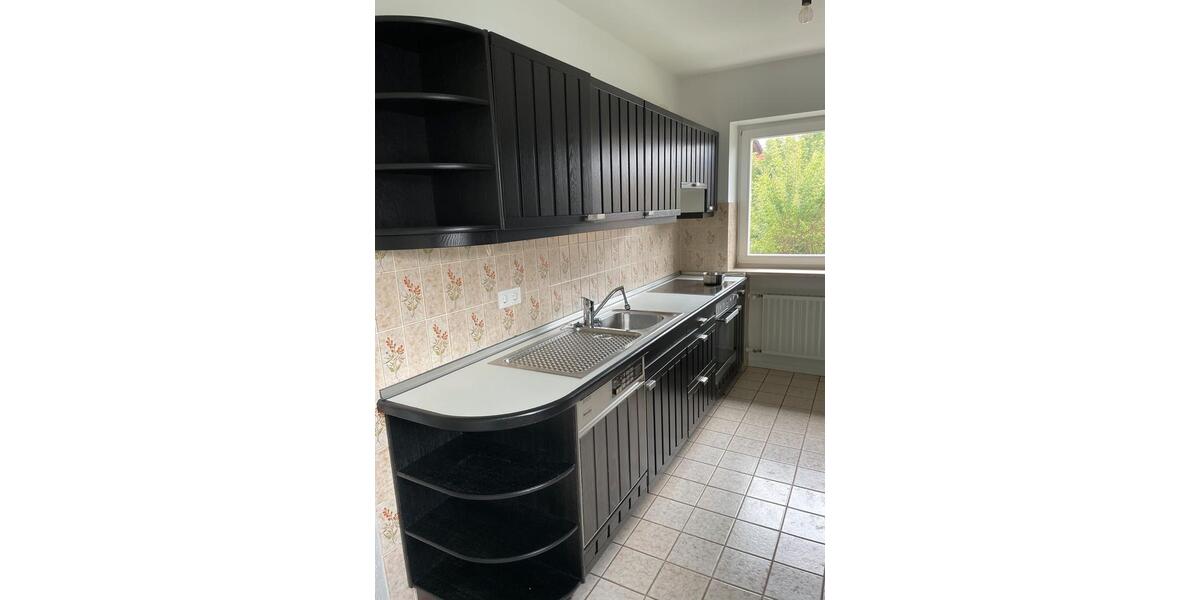 5 Zimmer Wohnung 140 qm mit Garten, befristet, auch WG gegeigt 5 zimmer