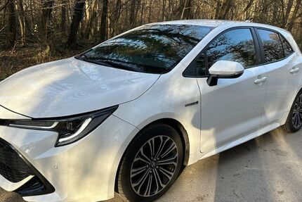Toyota Corolla 77.000 km 14.900 &euro; Planegg 82152