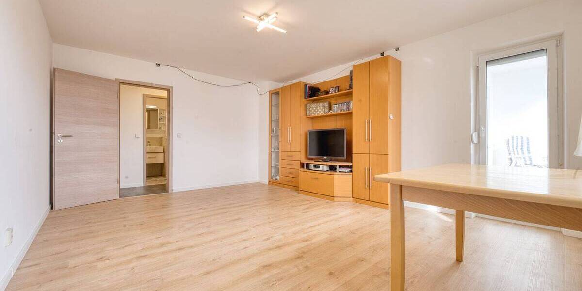 Etagenwohnung München Bogenhausen - 3 Zimmer, 75 m&sup2;, 559.000&euro; | Angebot:25938744