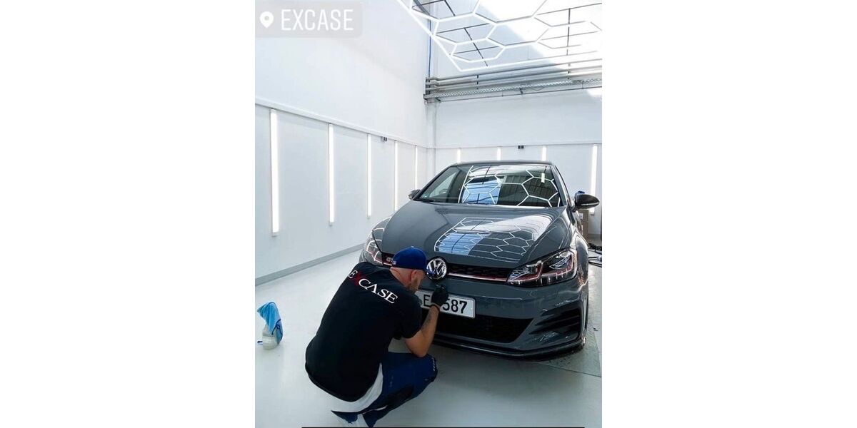 VW Golf 76.000 km 25.900 &euro; München 81737