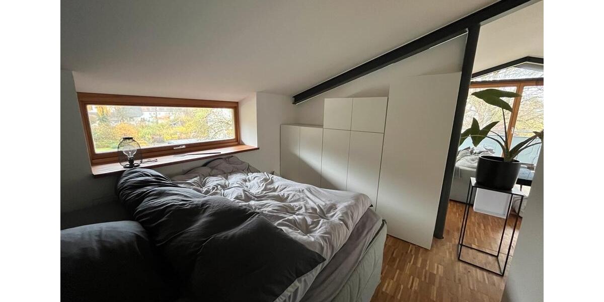 Schöne, helle Loftwohnung mit zwei Balkonen – 65 m² im 2. OG zimmer