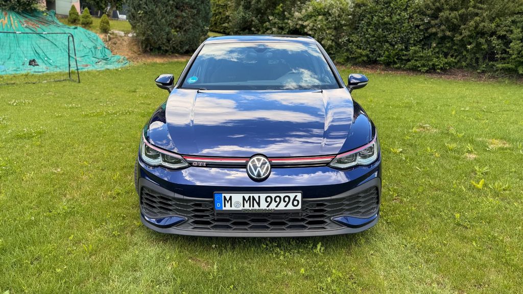 VW Golf 33.000 km 29.500 &euro; Sauerlach 82054