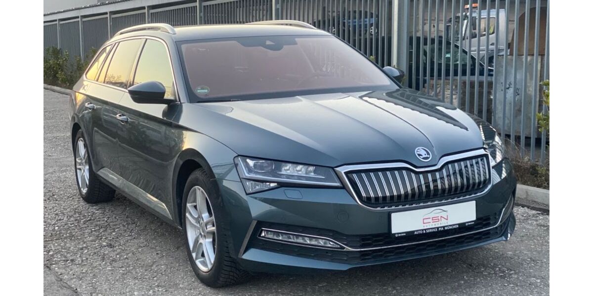Skoda Superb 50.000 km 22.999 &euro; München 80807