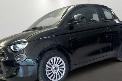 Fiat 500e 2.000 km 29.690 &euro; München 80339