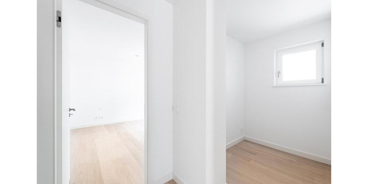 Terrassenwohnung München Bogenhausen - 2 Zimmer, 75 m&sup2;, 2.120&euro; | Angebot:26351860