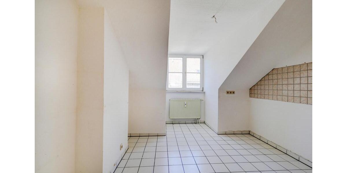 Dachgeschoßwohnung München Pasing-Obermenzing - 3 Zimmer, 123 m&sup2;, 2.470&euro; | Angebot:26454285