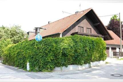 Haus zum Kaufen in Moosinning 890.000 € 217 m²