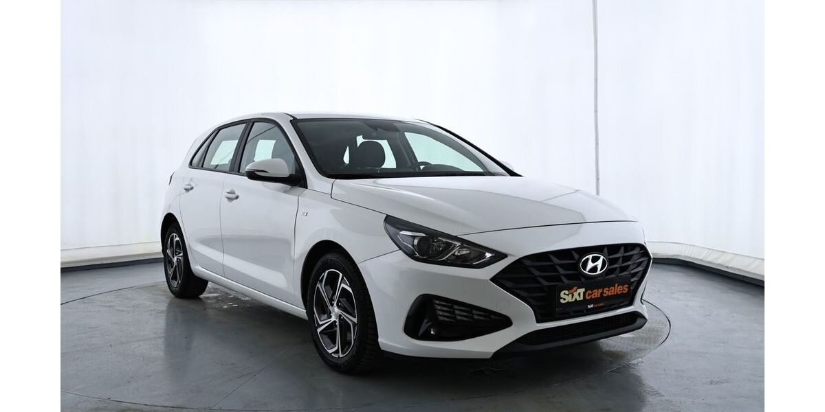 Hyundai i30 93.177 km 15.220 &euro; Garching 85748