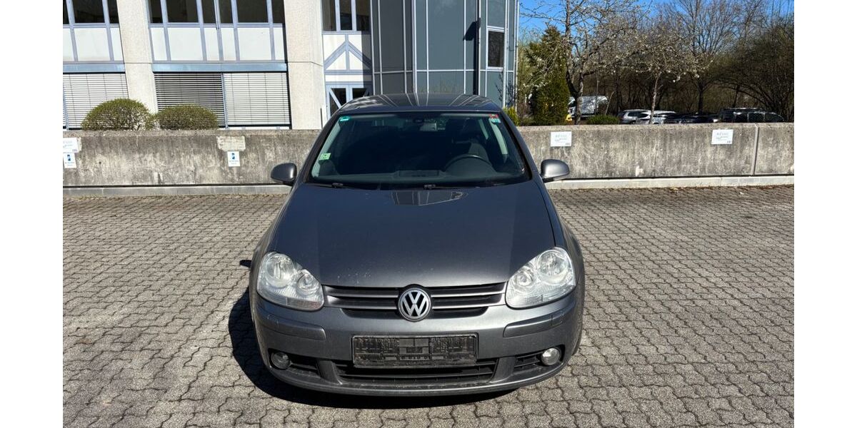 VW Golf 225.000 km 1.700 &euro; Feldkirchen 85622