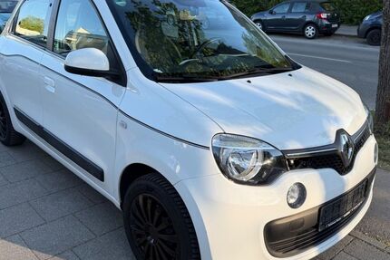 Renault Twingo 81.000 km 5.600 &euro; München 81825