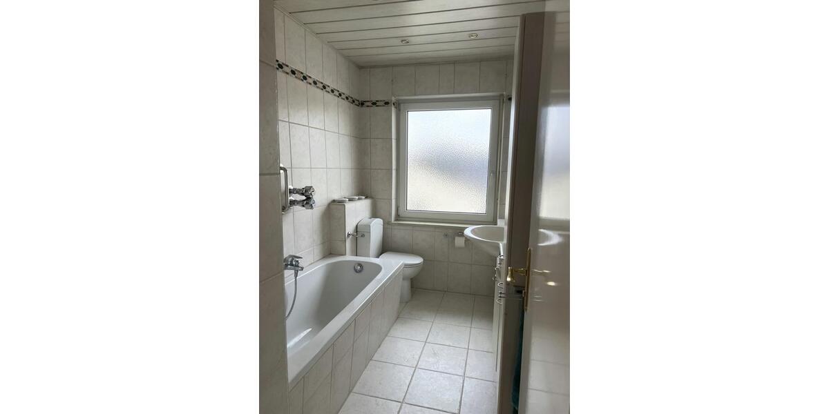 Etagenwohnung Karlsfeld - 3.5 Zimmer, 87 m&sup2;, 499.000&euro; | Angebot:26120570