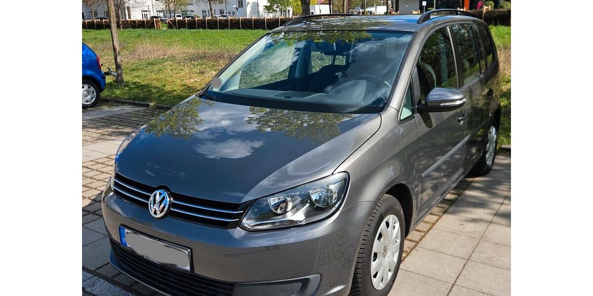 VW Touran 172.700 km 5.900 &euro; Germering 82110