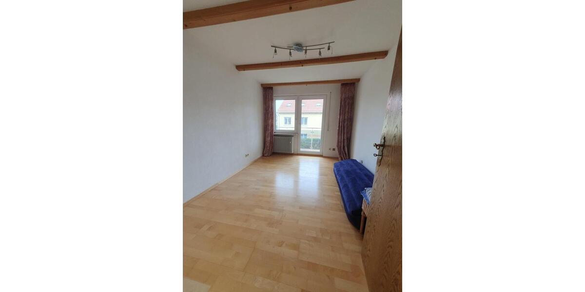 Einfamilienhaus Gilching - 6 Zimmer, 160 m&sup2;, 2.750&euro; | Angebot:25258340