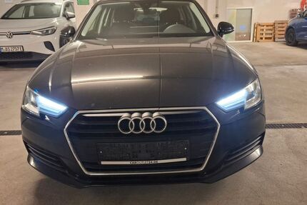 Audi A4 164.800 km 14.999 &euro; München 81829