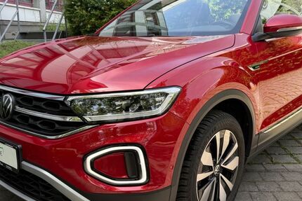 VW T-Roc 28.975 km 20.990 &euro; Unterschleißheim 85716