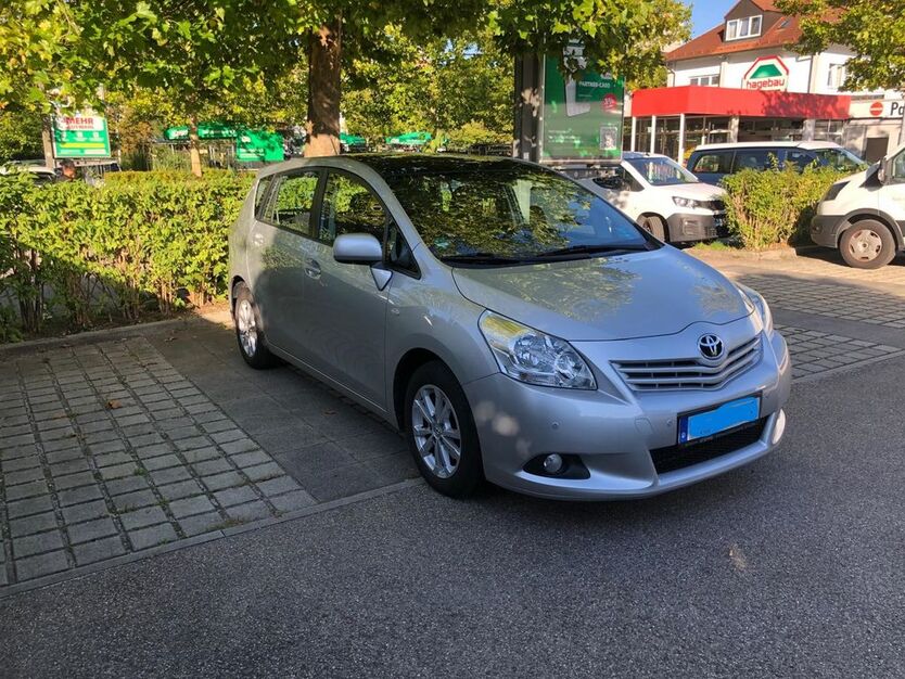 Toyota Verso 141.500 km 8.390 € Haar 85540