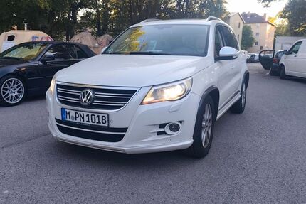 VW Tiguan 173.000 km 5.990 &euro; München 81671