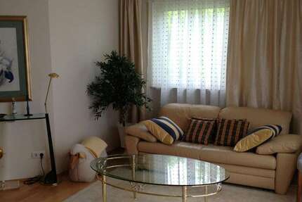 Zimmer Feldkirchen - 1 Zimmer, 1.800&euro; | Angebot:25528784