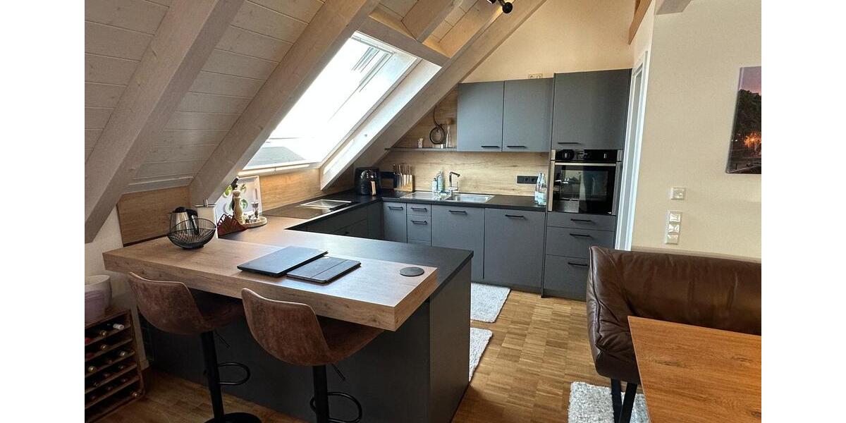 Dachgeschoßwohnung Gauting - 4 Zimmer, 116 m&sup2;, 1.790&euro; | Angebot:25649101