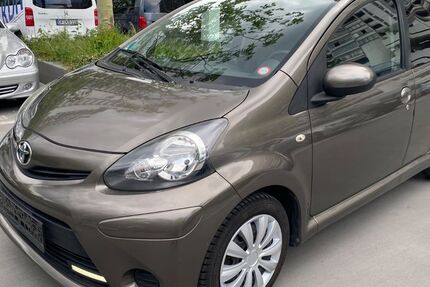 Toyota Aygo (X) 155.000 km 2.600 &euro; München 80809