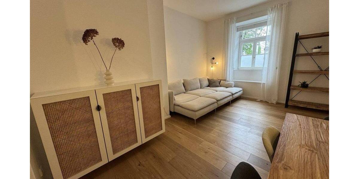 Etagenwohnung München Ludwigsvorstadt-Isarvorstadt - 2 Zimmer, 73 m&sup2;, 2.350&euro; | Angebot:26874096