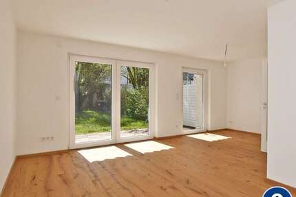 Haus München Trudering-Riem - 5 Zimmer, 122 m&sup2;, 2.800&euro; | Angebot:26021355