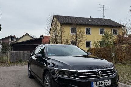 VW Passat 124.600 km 19.999 € München 81248
