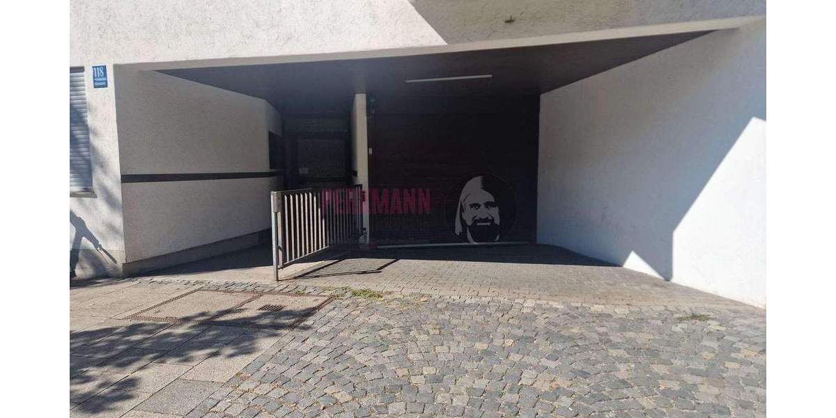 Handwerkertraum 1,5 Zimmer Wohnung mit Balkon und TFG Stellplatz 1 zimmer