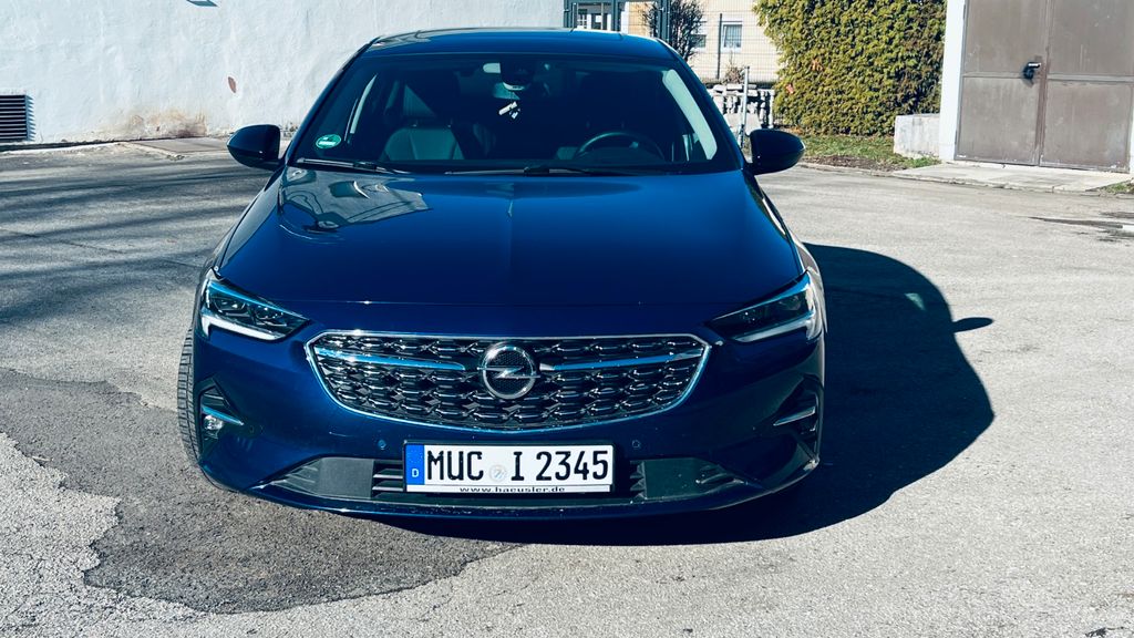 Opel Insignia 145.000 km 15.100 &euro; München 81673