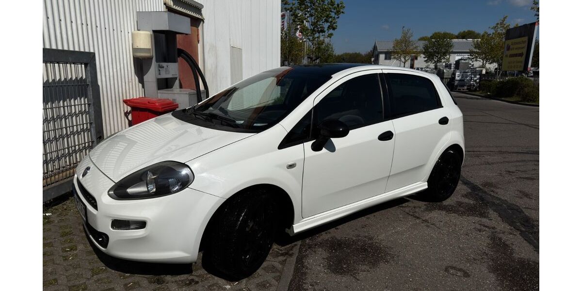 Fiat Punto 92.000 km 6.000 &euro; München 81245