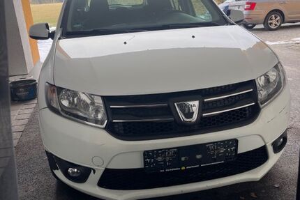 Dacia Logan 114.000 km 3.999 &euro; Alling 82239
