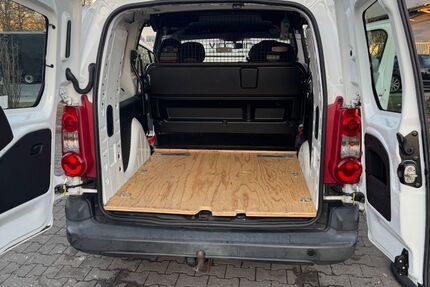 Peugeot Partner 210.000 km 4.700 € München 81475