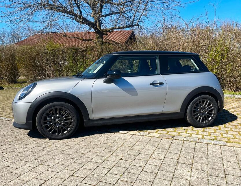 Mini Cooper C 4.000 km 24.600 € Poing 85586