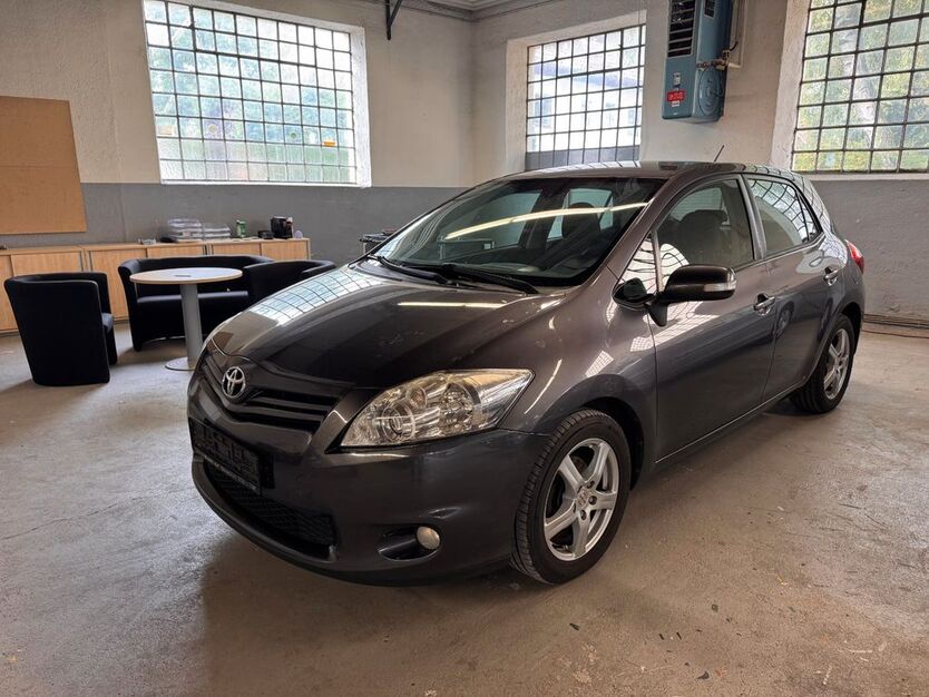 Toyota Auris 134.000 km 5.700 € Neufahrn bei Freising 85375