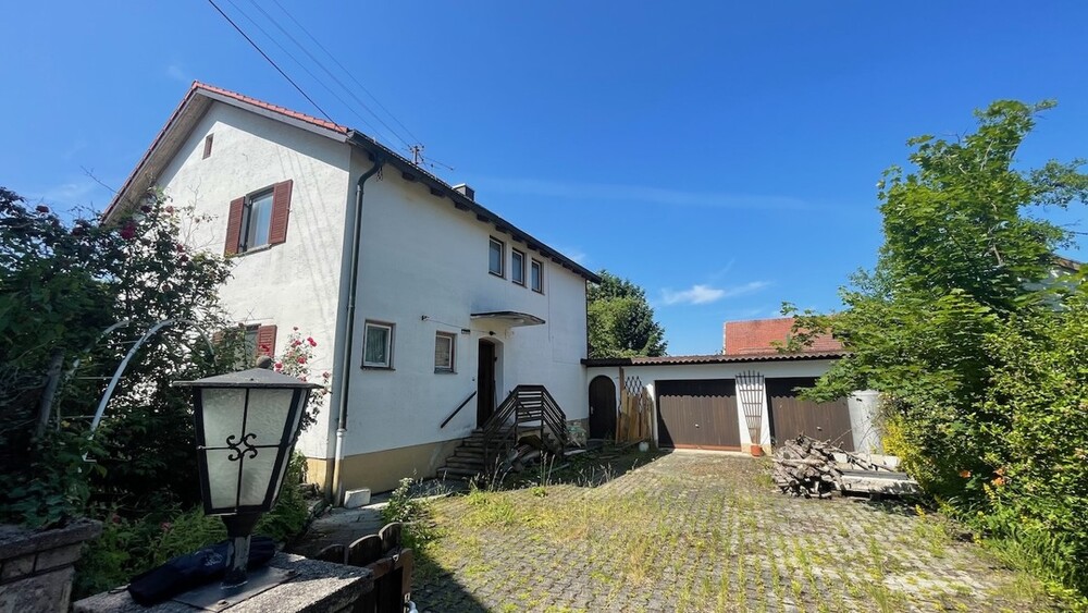 ***Hier kann Ihr Traumhauswunsch wahr werden - ruhige Lage mit ausgebauter Infrastruktur!*** 6 zimmer