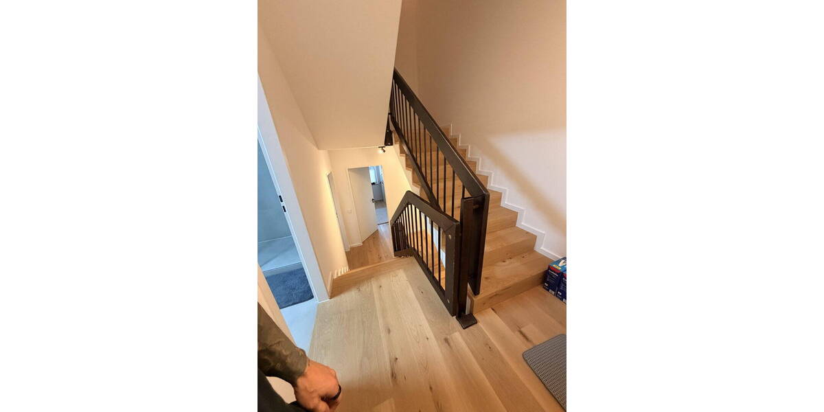 Reihenmittelhaus München Bogenhausen - 7 Zimmer, 129 m&sup2;, 1.499.999&euro; | Angebot:26417648