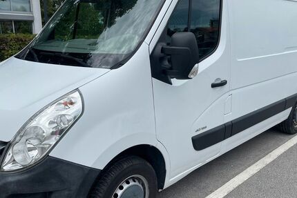 Renault Master 152.000 km 8.900 € Grünwald 82031