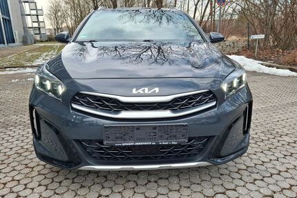 Kia XCeed 62.200 km 18.999 &euro; München 81829