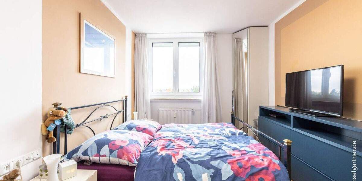 Etagenwohnung München Bogenhausen - 3 Zimmer, 78 m&sup2;, 545.000&euro; | Angebot:24808016