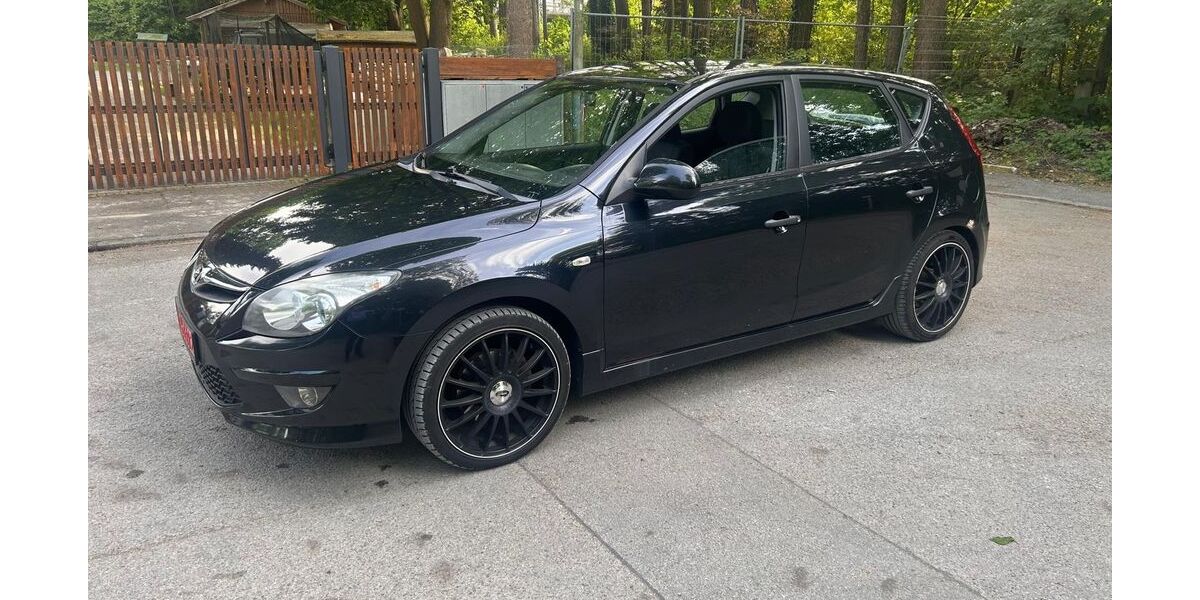 Hyundai i30 265.000 km 1.600 &euro; München 81929