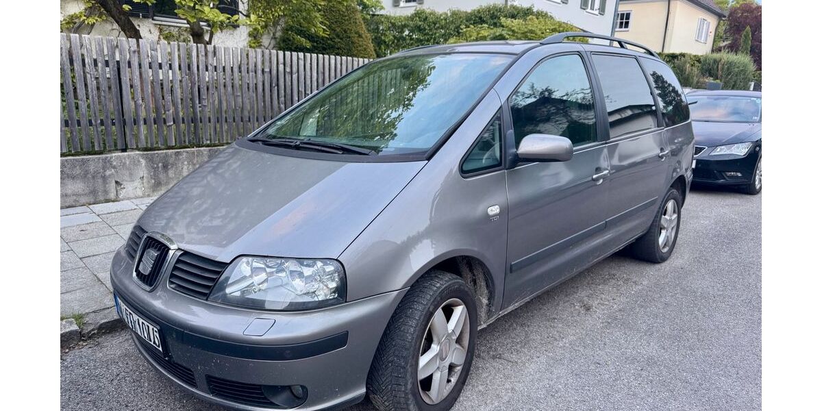 Seat Alhambra 198.000 km 4.999 &euro; München 81377