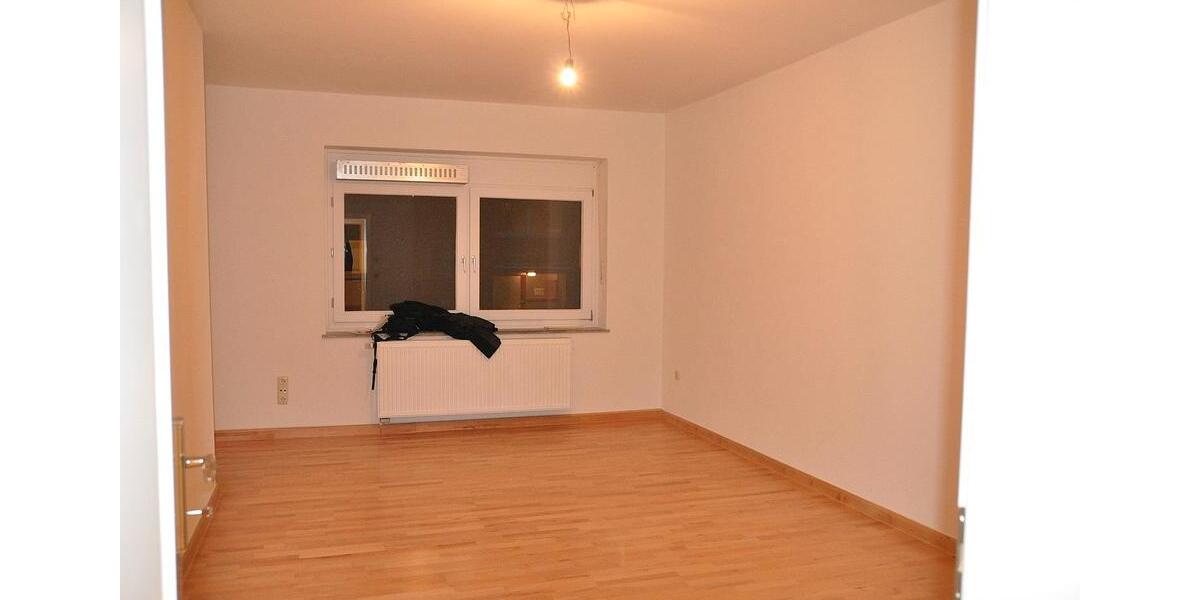 Erdgeschoßwohnung München Moosach - 3 Zimmer, 70 m&sup2;, 585.000&euro; | Angebot:26671281