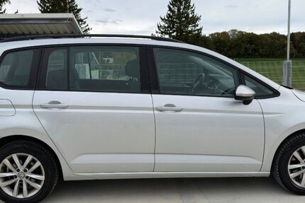 VW Touran 267.100 km 10.550 &euro; Pöcking bei Starnberg 82343
